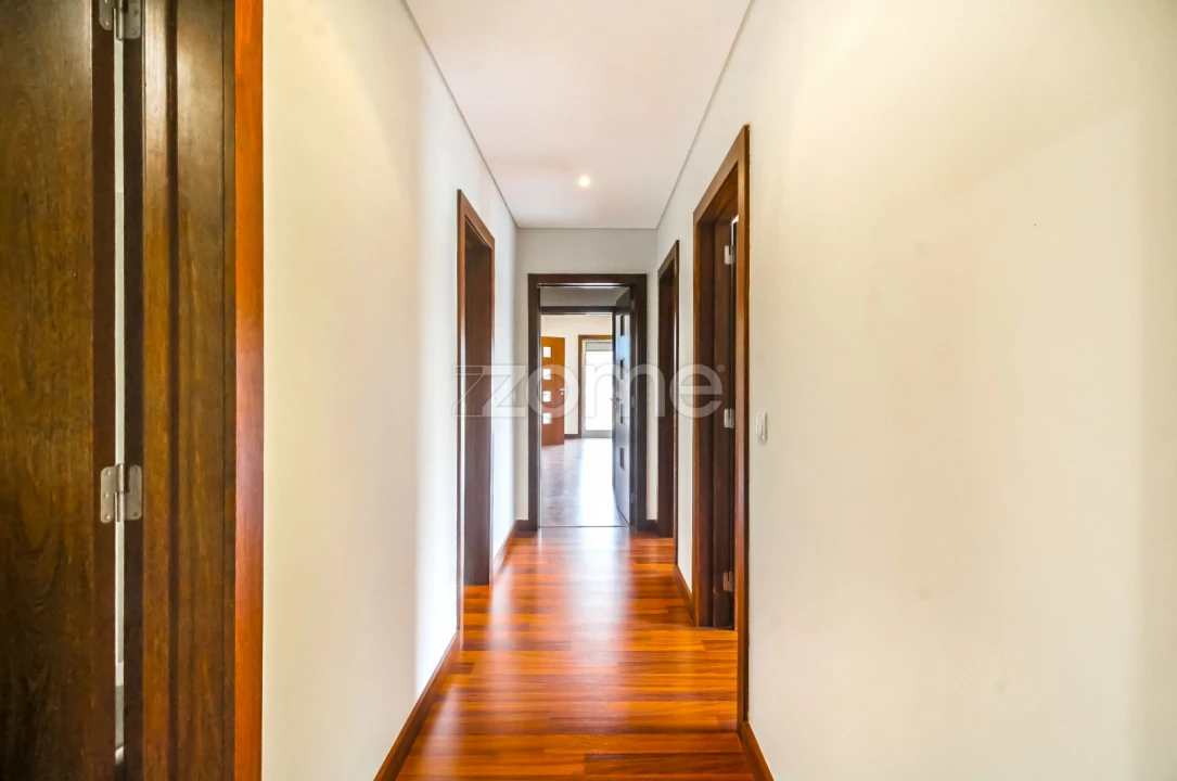 Apartamento T3 para Arrendamento em Paranhos Foto 32