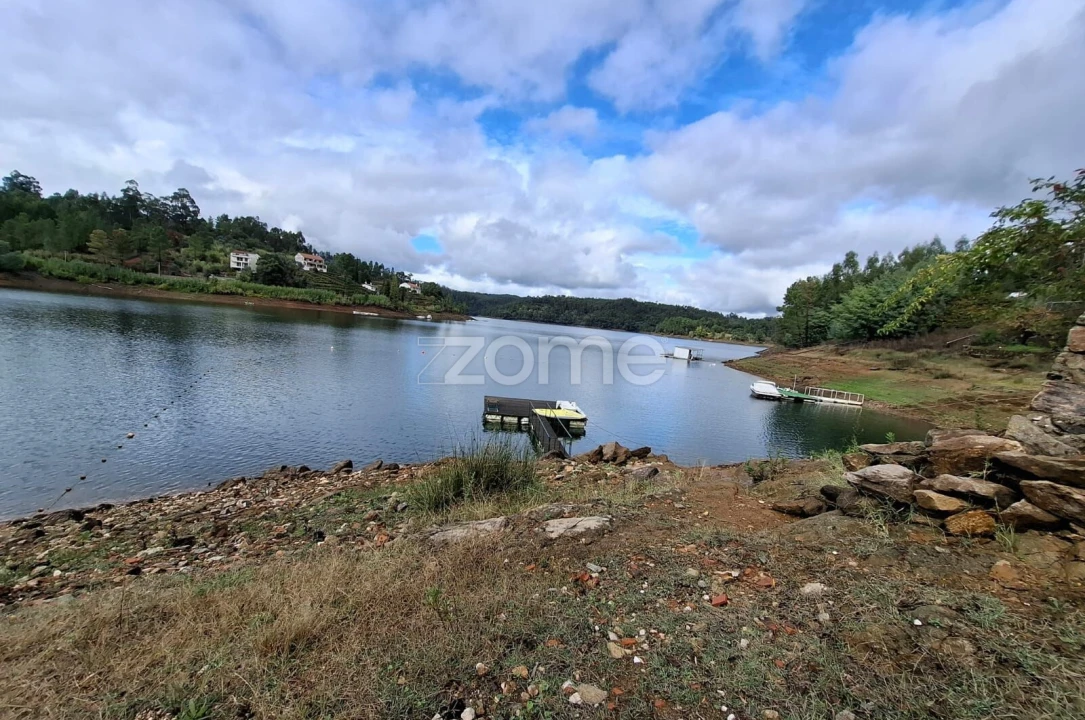 Moradia T9 para Venda em Serra e Junceira Foto 69