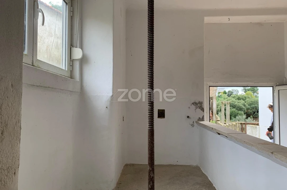 Moradia T9 para Venda em Serra e Junceira Foto 21