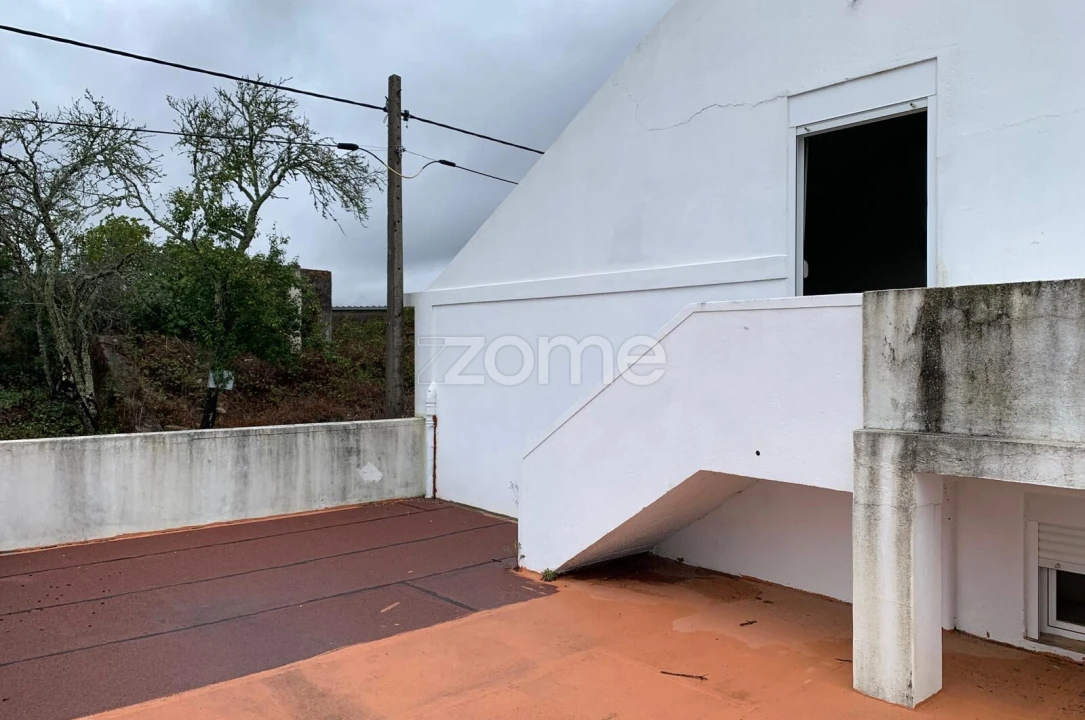 Moradia T9 para Venda em Serra e Junceira Foto 50