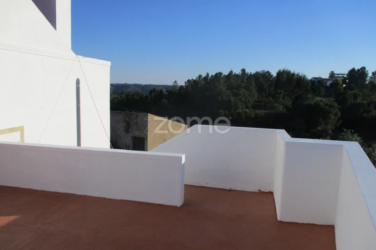 Moradia T9 para Venda em Serra e Junceira Foto 6