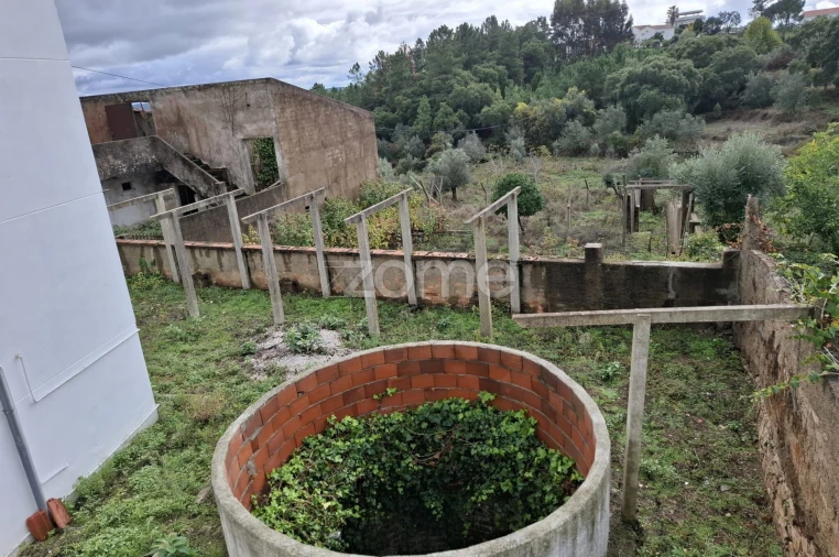 Moradia T9 para Venda em Serra e Junceira Foto 36