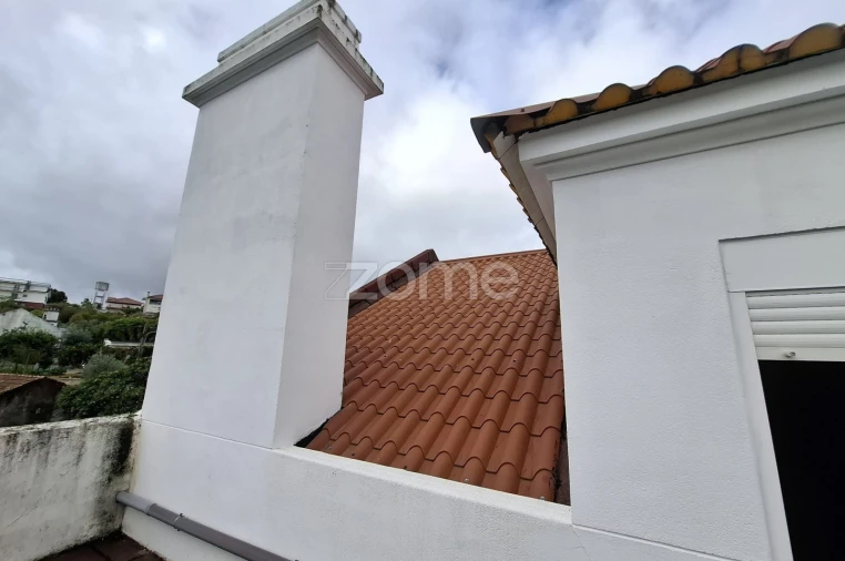 Moradia T9 para Venda em Serra e Junceira Foto 49