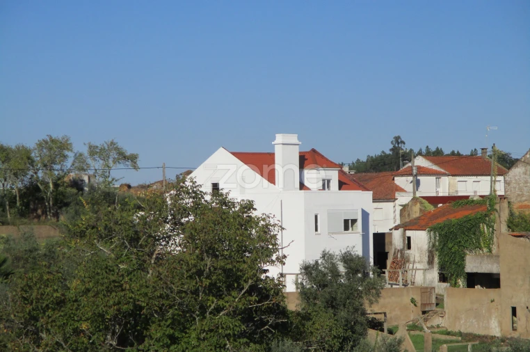 Moradia T9 para Venda em Serra e Junceira Foto 7