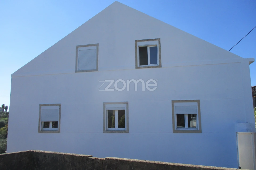 Moradia T9 para Venda em Serra e Junceira Foto 4