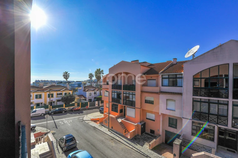 Apartamento T4 para Venda em Alcabideche Foto 16