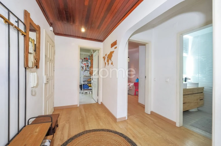 Apartamento T4 para Venda em Alcabideche Foto 3