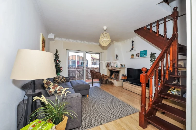 Apartamento T4 para Venda em Alcabideche Foto 4