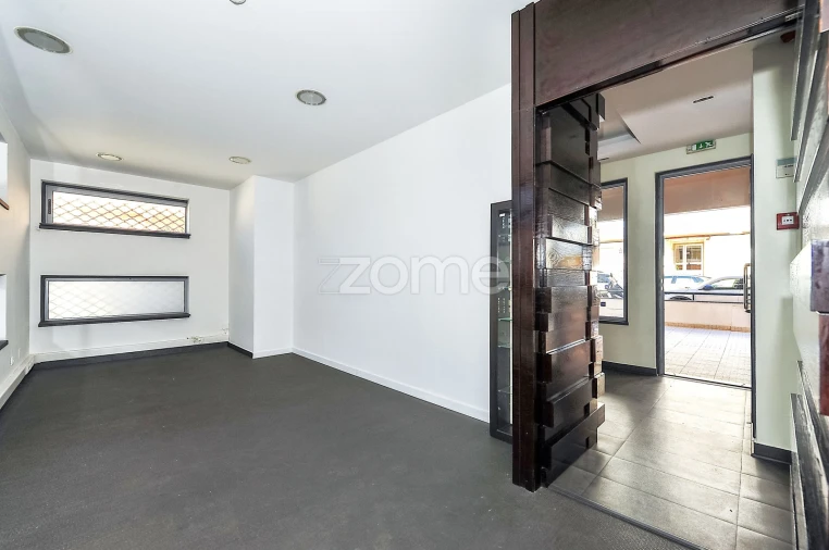 Negócio para Arrendamento em Carcavelos e Parede Foto 9