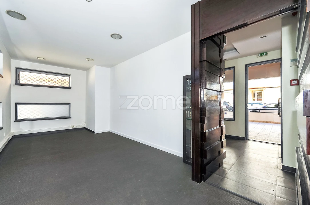 Negócio para Arrendamento em Carcavelos e Parede Foto 9