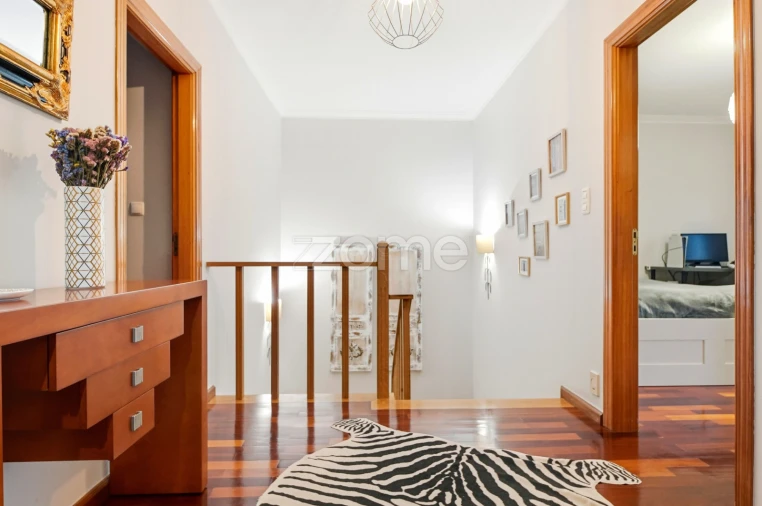 Moradia T5 para Venda em São Domingos de Rana Foto 17