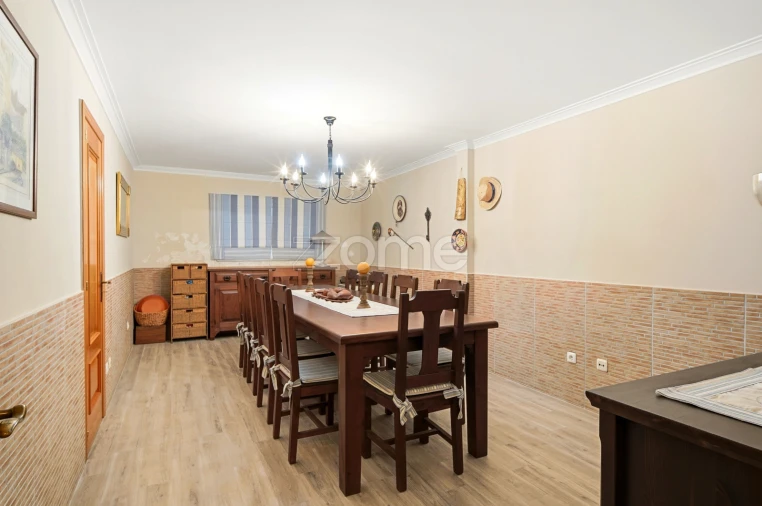 Moradia T5 para Venda em São Domingos de Rana Foto 42