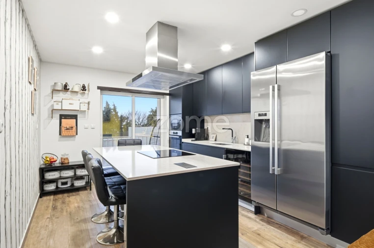 Moradia T5 para Venda em São Domingos de Rana Foto 5