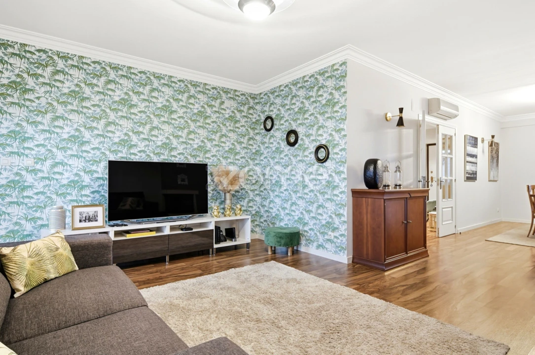 Moradia T5 para Venda em São Domingos de Rana Foto 9