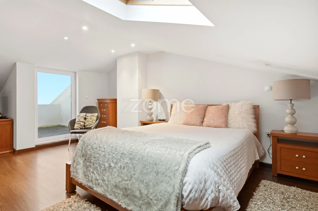 Moradia T5 para Venda em São Domingos de Rana Foto 33