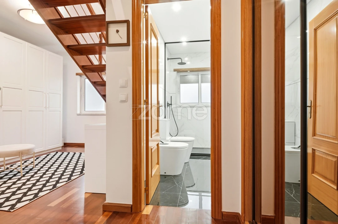 Moradia T5 para Venda em São Domingos de Rana Foto 26