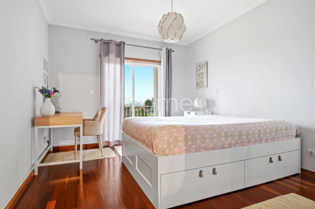 Moradia T5 para Venda em São Domingos de Rana Foto 23