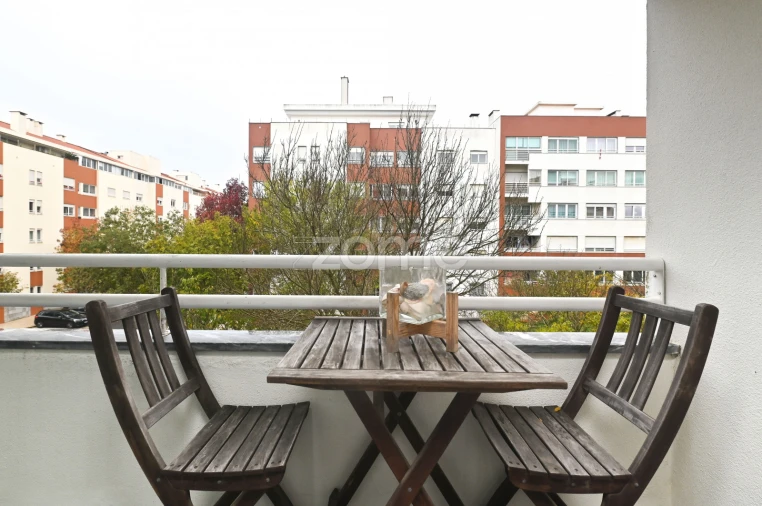 Apartamento T3 para Venda em São Domingos de Rana Foto 10