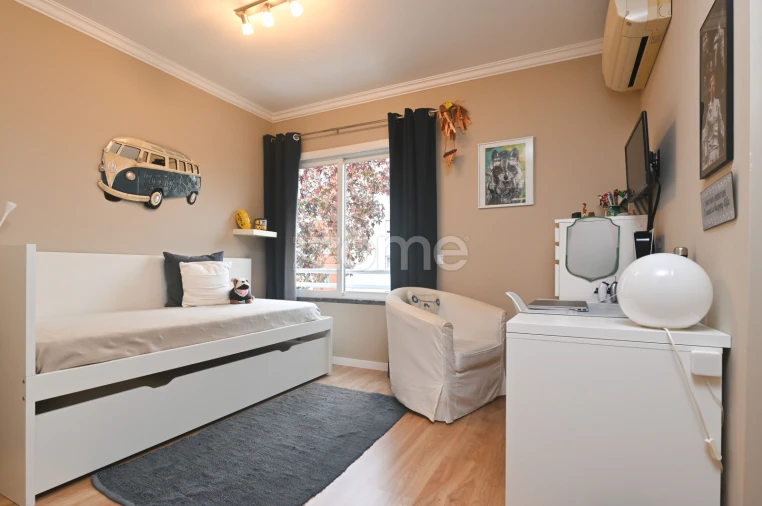 Apartamento T3 para Venda em São Domingos de Rana Foto 17