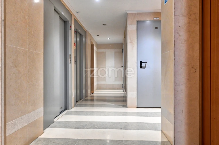 Apartamento T3 para Venda em São Domingos de Rana Foto 37