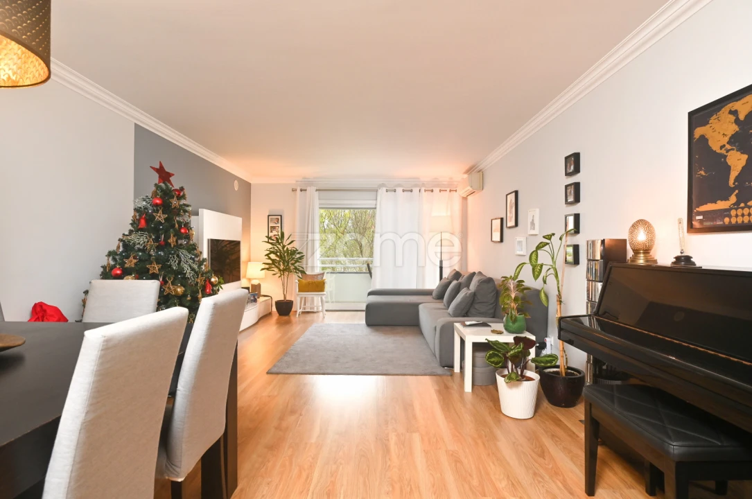 Apartamento T3 para Venda em São Domingos de Rana Foto 6