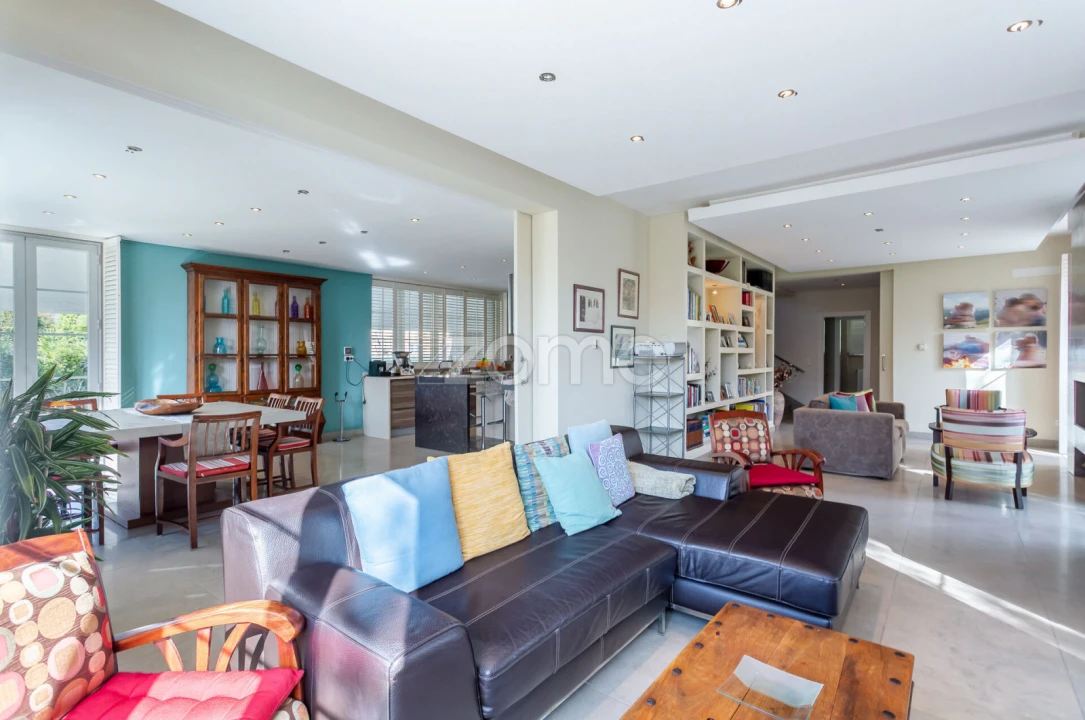 Moradia T9 para Arrendamento em Oeiras e São Julião da Barra, Paço de Arcos e Caxias Foto 8