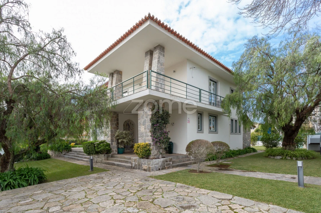 Moradia T9 para Arrendamento em Oeiras e São Julião da Barra, Paço de Arcos e Caxias Foto 62