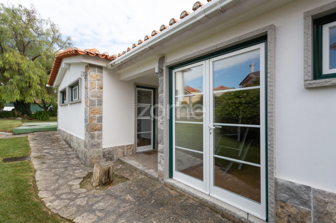 Moradia T9 para Arrendamento em Oeiras e São Julião da Barra, Paço de Arcos e Caxias Foto 73