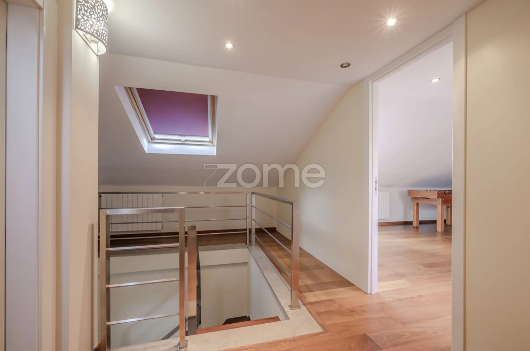 Moradia T9 para Arrendamento em Oeiras e São Julião da Barra, Paço de Arcos e Caxias Foto 45