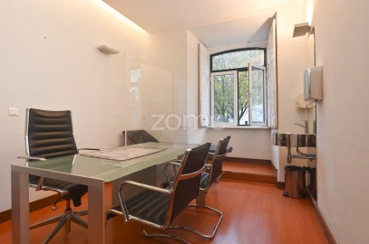 Apartamento T7 para Venda em Avenidas Novas