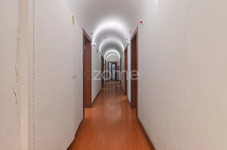 Apartamento T7 para Venda em Avenidas Novas Foto 2