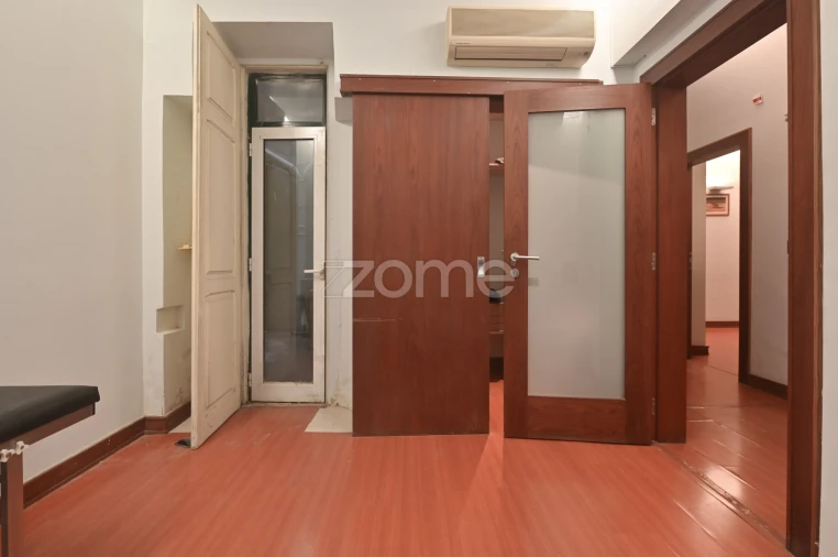 Apartamento T7 para Venda em Avenidas Novas Foto 5