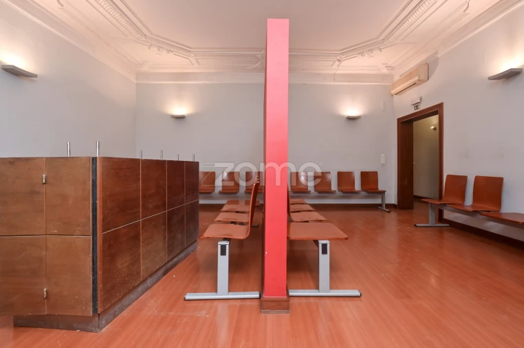 Apartamento T7 para Venda em Avenidas Novas Foto 16
