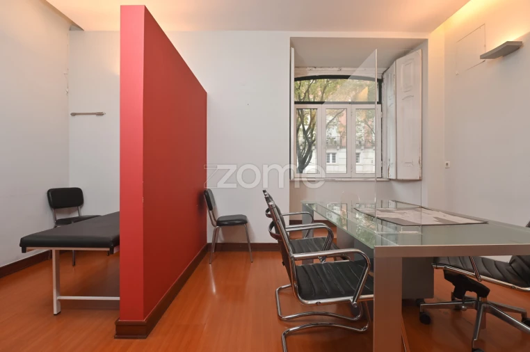 Apartamento T7 para Venda em Avenidas Novas Foto 28