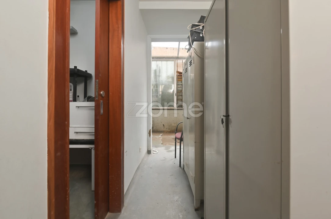 Apartamento T7 para Venda em Avenidas Novas Foto 18
