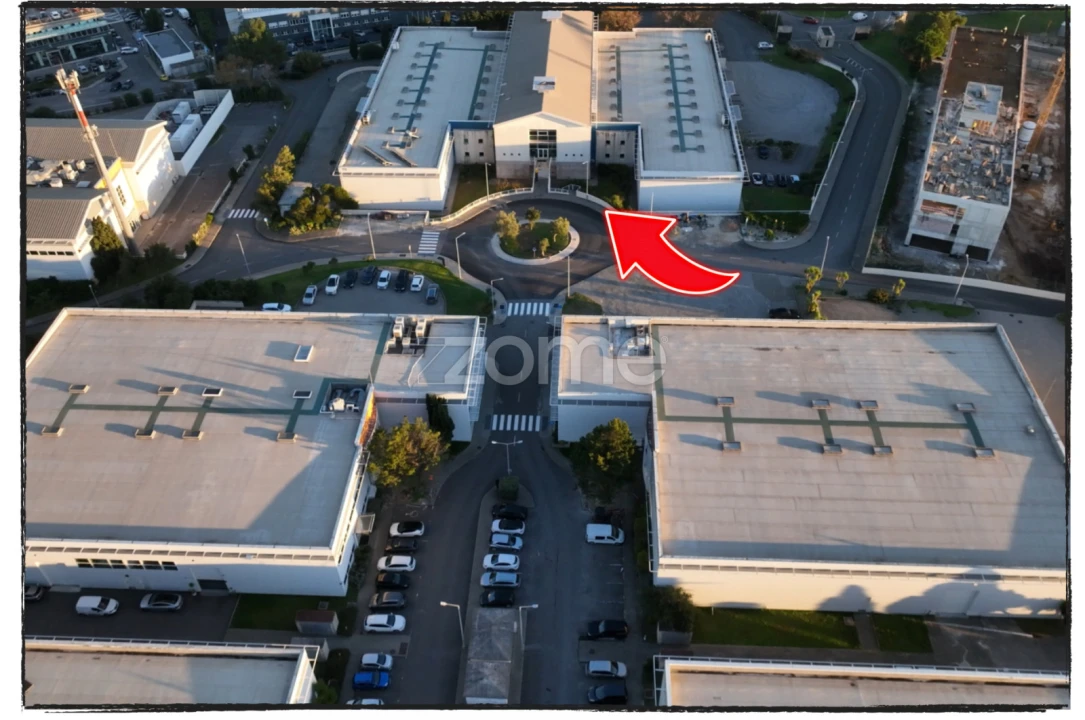 Escritório para Arrendamento em Santa Maria e São Miguel, São Martinho, São Pedro Penaferrim Foto 13