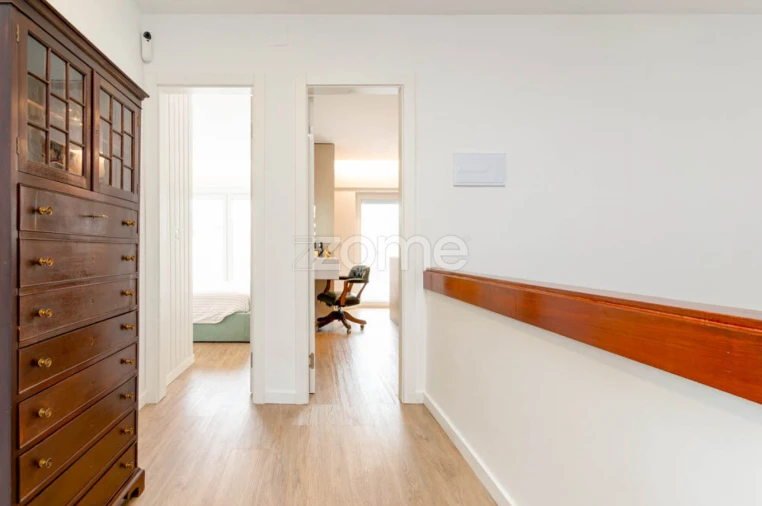 Moradia T3 para Venda em Carcavelos e Parede Foto 10