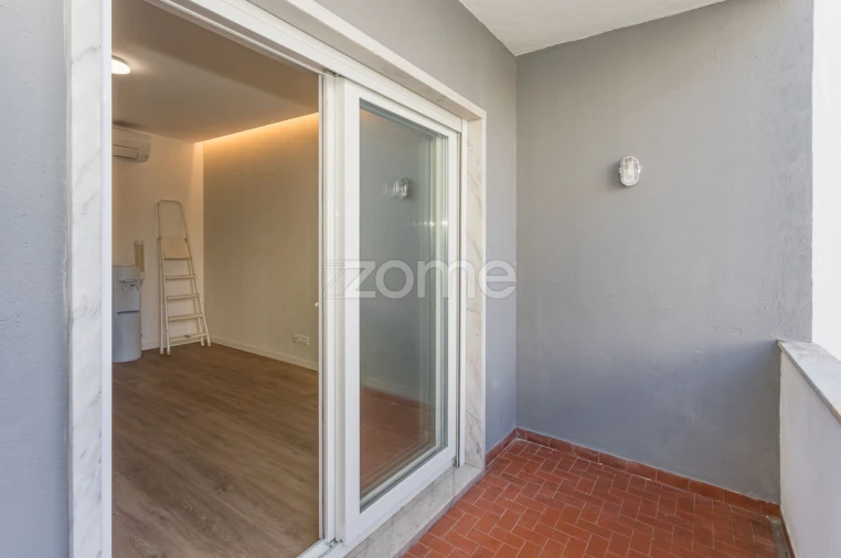 Moradia T3 para Venda em Carcavelos e Parede Foto 18