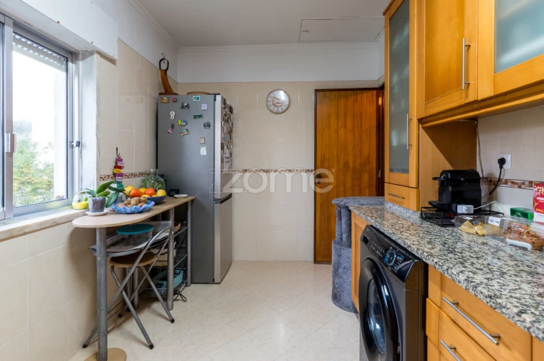 Moradia T3 para Venda em Póvoa de Santo Adrião e Olival Basto Foto 4