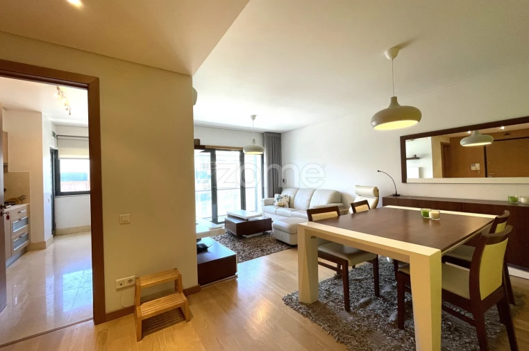 Apartamento T2 para Arrendamento em Venteira Foto 7