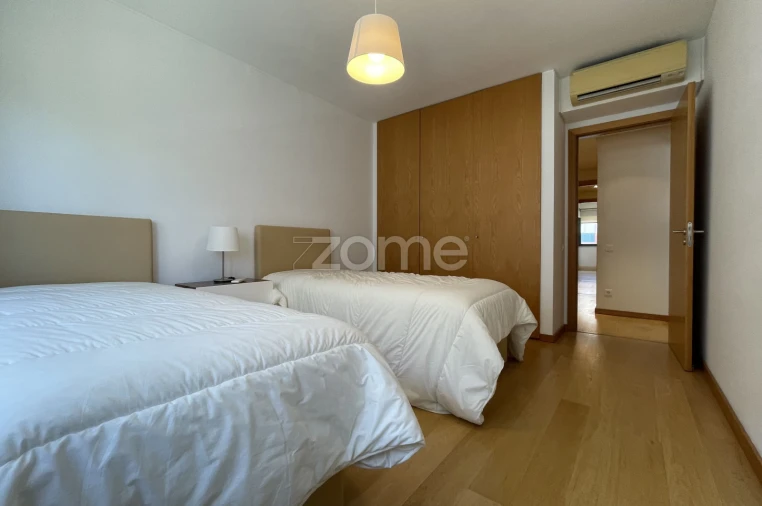 Apartamento T2 para Arrendamento em Venteira Foto 17