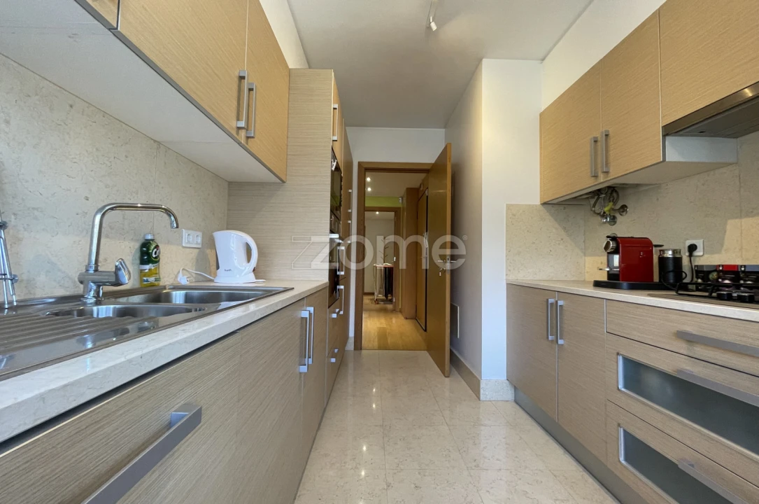 Apartamento T2 para Arrendamento em Venteira Foto 6