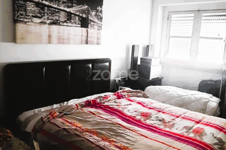 Apartamento T4 para Venda em Campolide Foto 12
