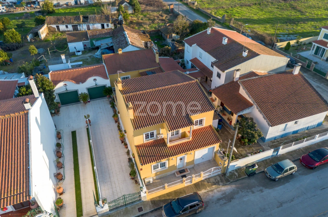 Moradia T3 para Venda em Almeirim Foto 3