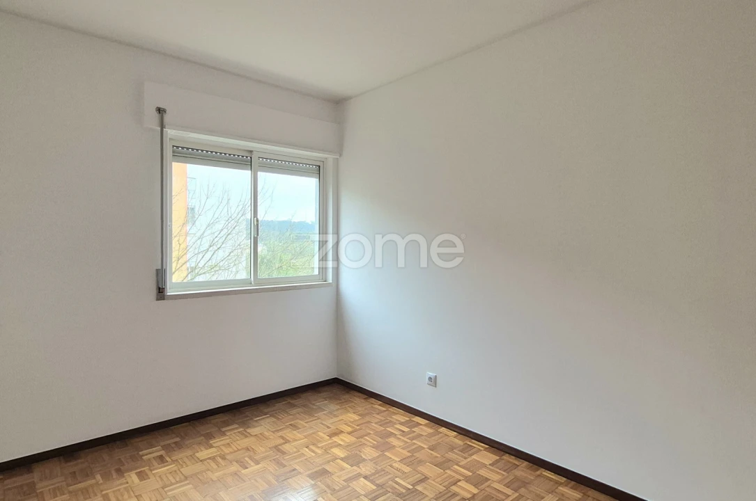 Apartamento T3 para Arrendamento em Alfragide Foto 16