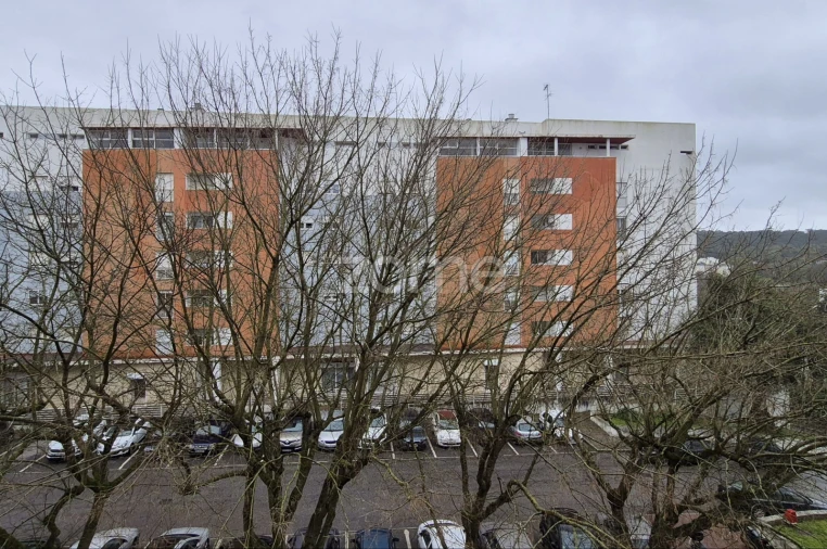 Apartamento T3 para Arrendamento em Alfragide Foto 17