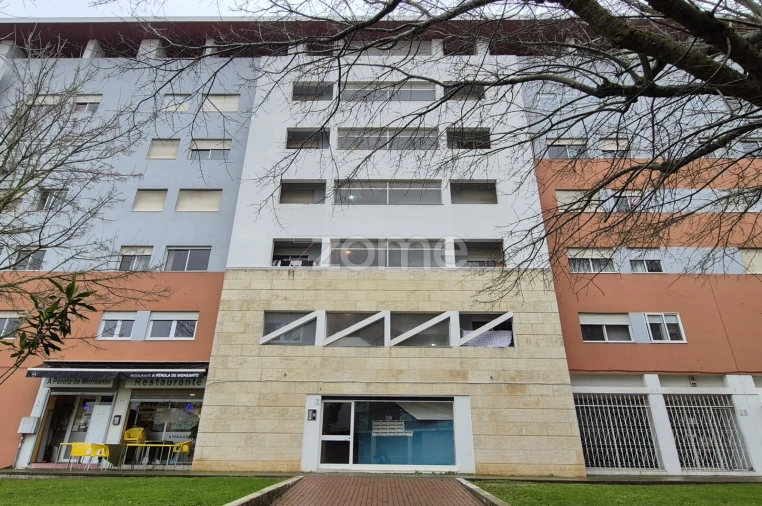 Apartamento T3 para Arrendamento em Alfragide Foto 31