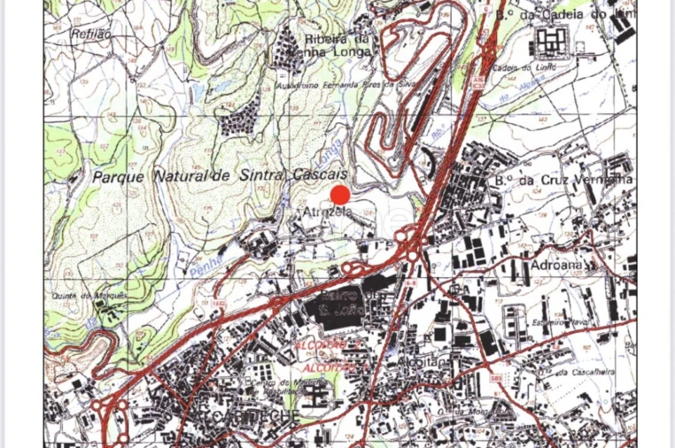 Terreno para Venda em Alcabideche Foto 4