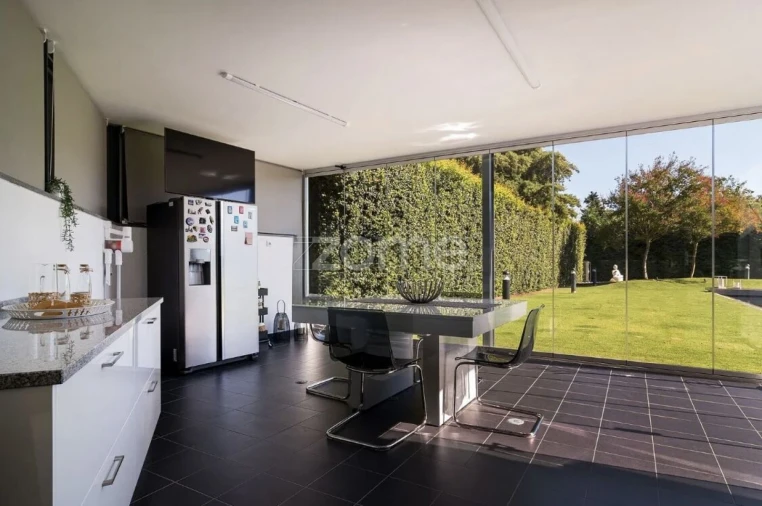 Moradia T5 para Venda em Santa Maria e São Miguel, São Martinho, São Pedro Penaferrim Foto 17