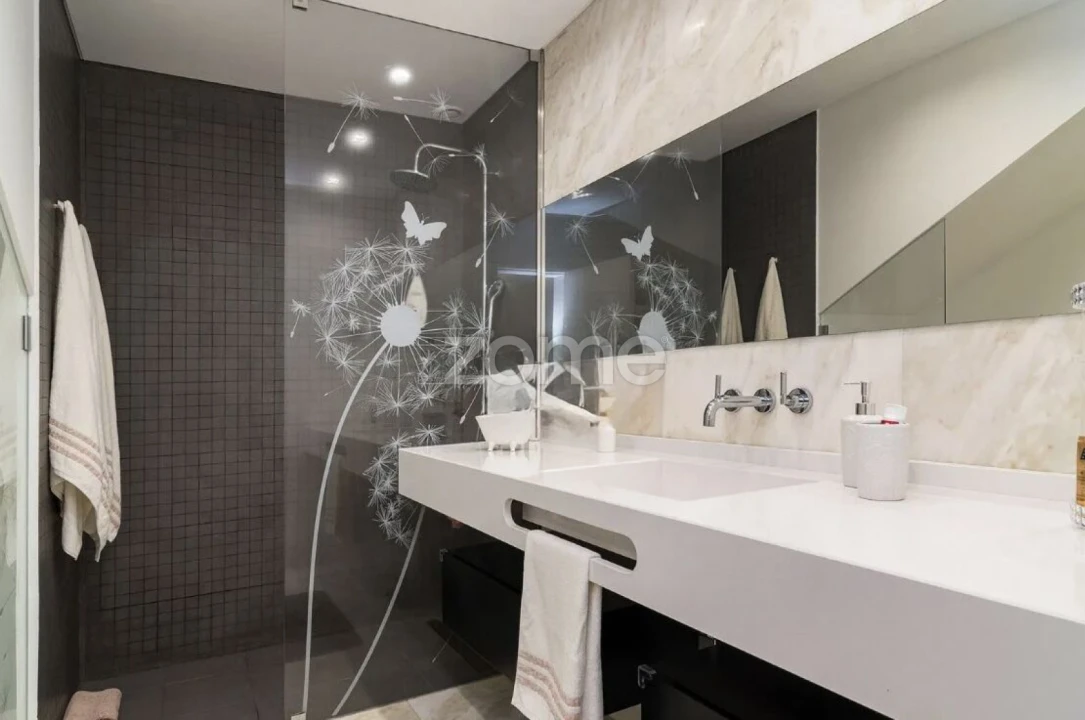 Moradia T5 para Venda em Santa Maria e São Miguel, São Martinho, São Pedro Penaferrim Foto 7